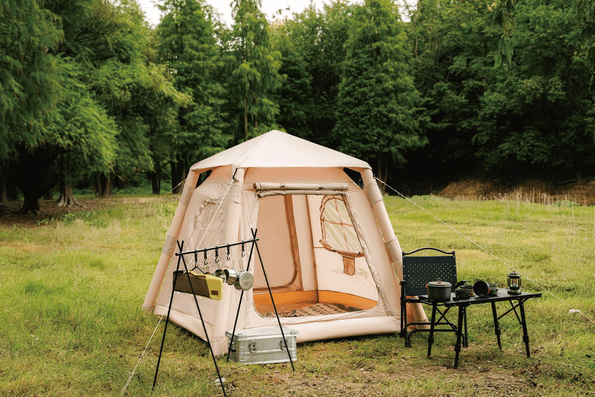 4.4 m² inflatable tent