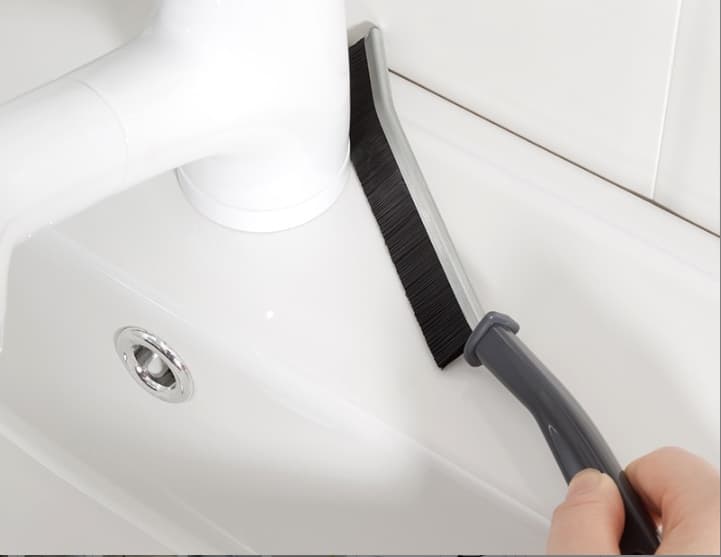 Multipurpose Gap Cleaning Brush with Stiff Bristles