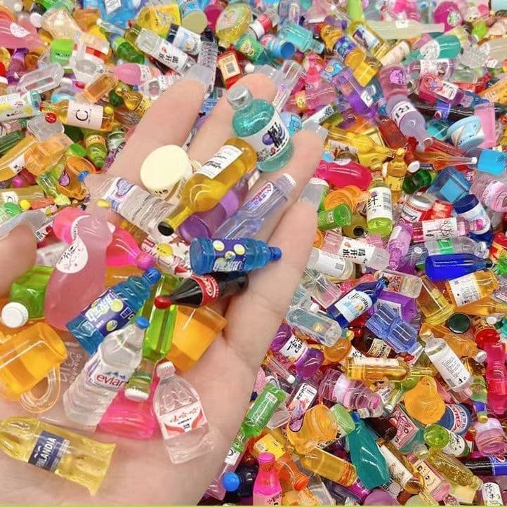 Miniature resin cola bottle figurine for DIY crafts and decorations