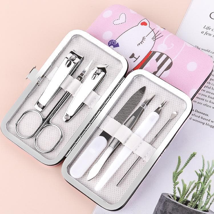 Creative Cartoon Nail Clipper Set 7 Piece, Portable Manicure Kit for Students and Home Use