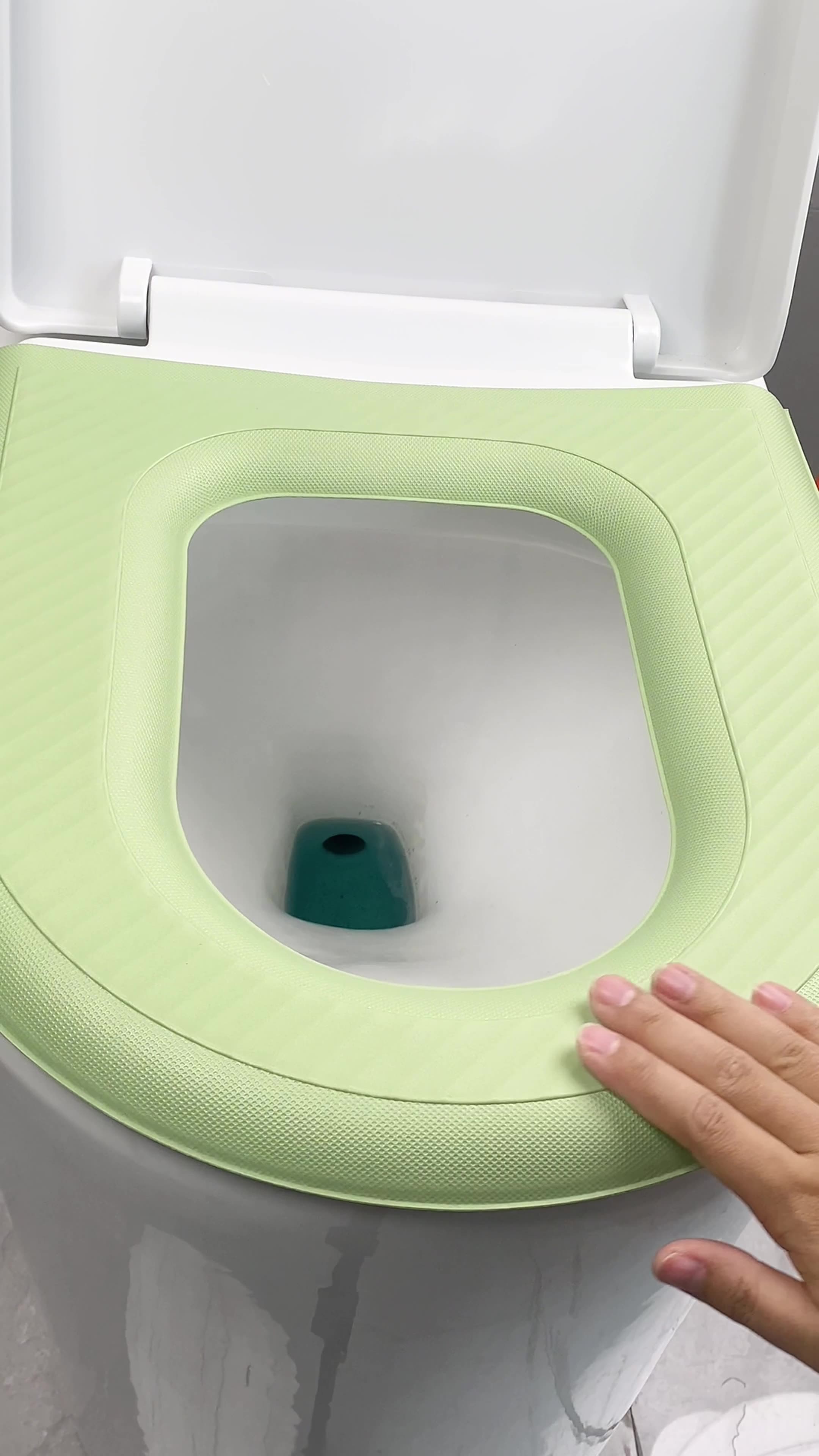 Adhesive Home Portable High-Foam Toilet Seat Cover, Waterproof, No-Wash, Handheld Type