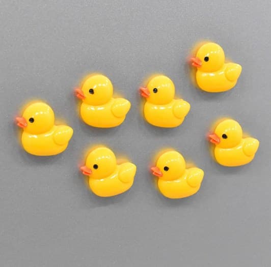 Creative cute little yellow duck fridge magnet cartoon expression strong magnet magnetic blackboard message sticker magnetic buckle