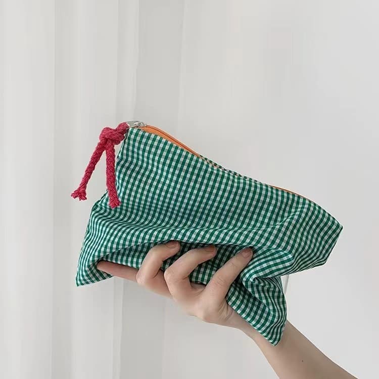 Simple contrast colour block checked makeup bag, women's travel portable large-capacity toiletry cosmetic storage bag