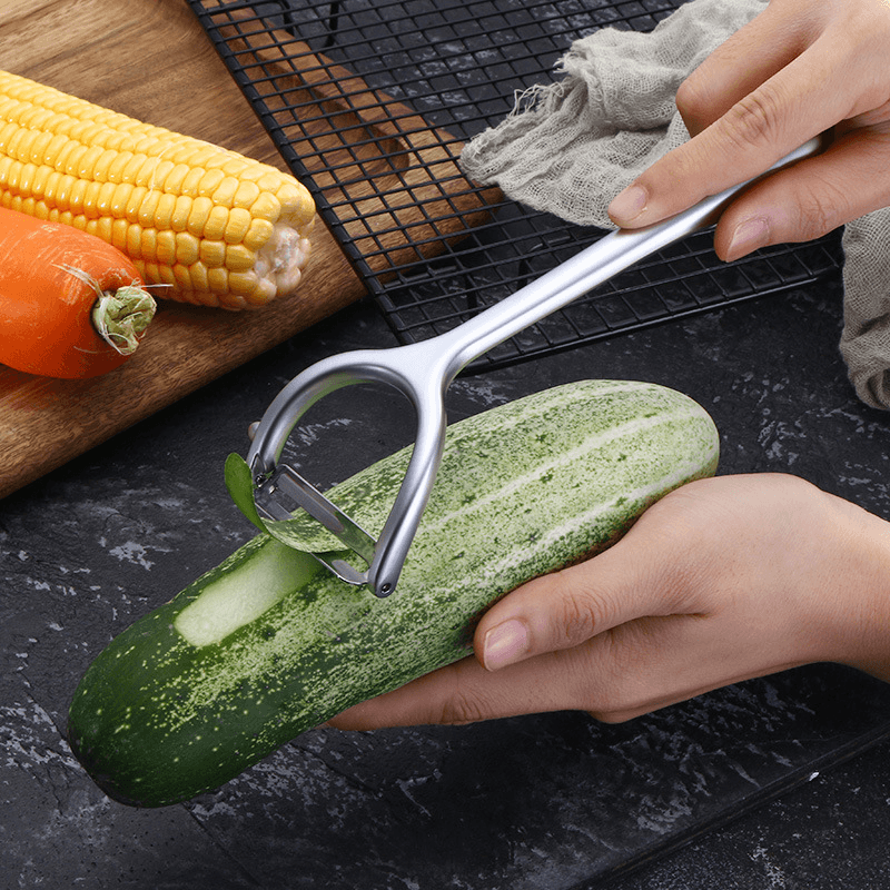 Alloy peeler fruit and vegetable peeler