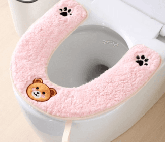 Simple Korean-style dog fleece toilet seat cover with adhesive strap, cartoon design, universal fit