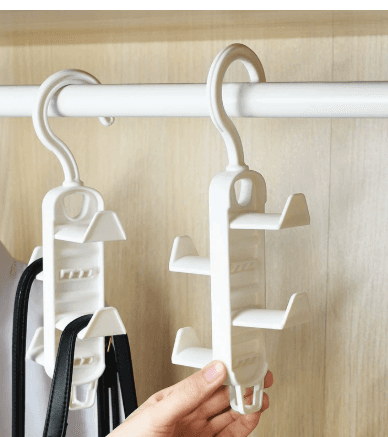 Japanese-style 4-hook hat and bag hanger, space-saving wardrobe organiser for scarves, belts and ties