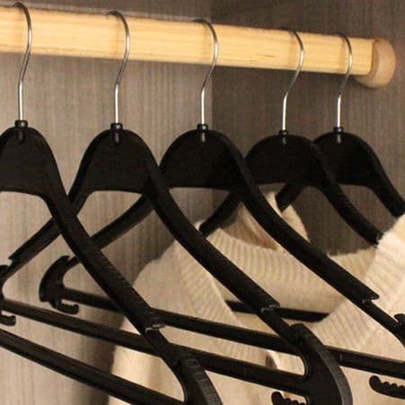 Black Plastic Coat Hangers Non-Slip No-Mark for Clothing Factory Hotel Child Hanger Laundry