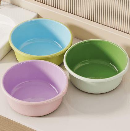 Thickened household wash basin, dopamine two-tone wall-mounted plastic basin, student dorm laundry basin, large foot basin