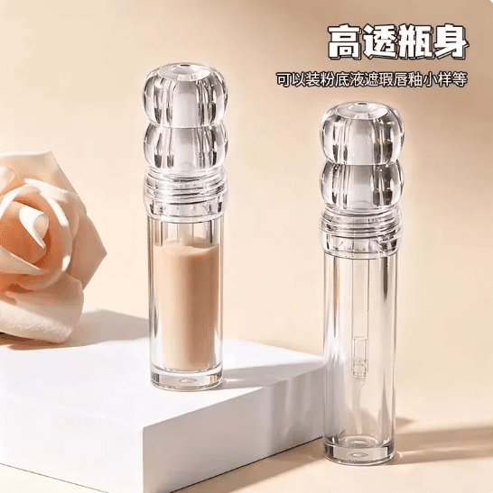 Mini foundation sample bottles, portable capsule lip brush, glaze empty tube, disposable anti-oxidation essence bottle