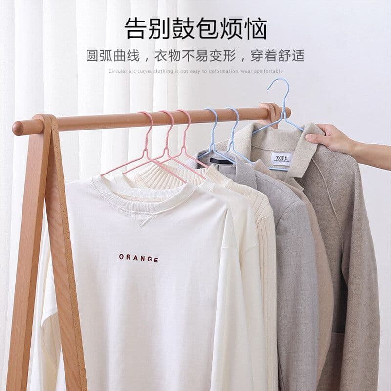 Child's Clothes Hanger