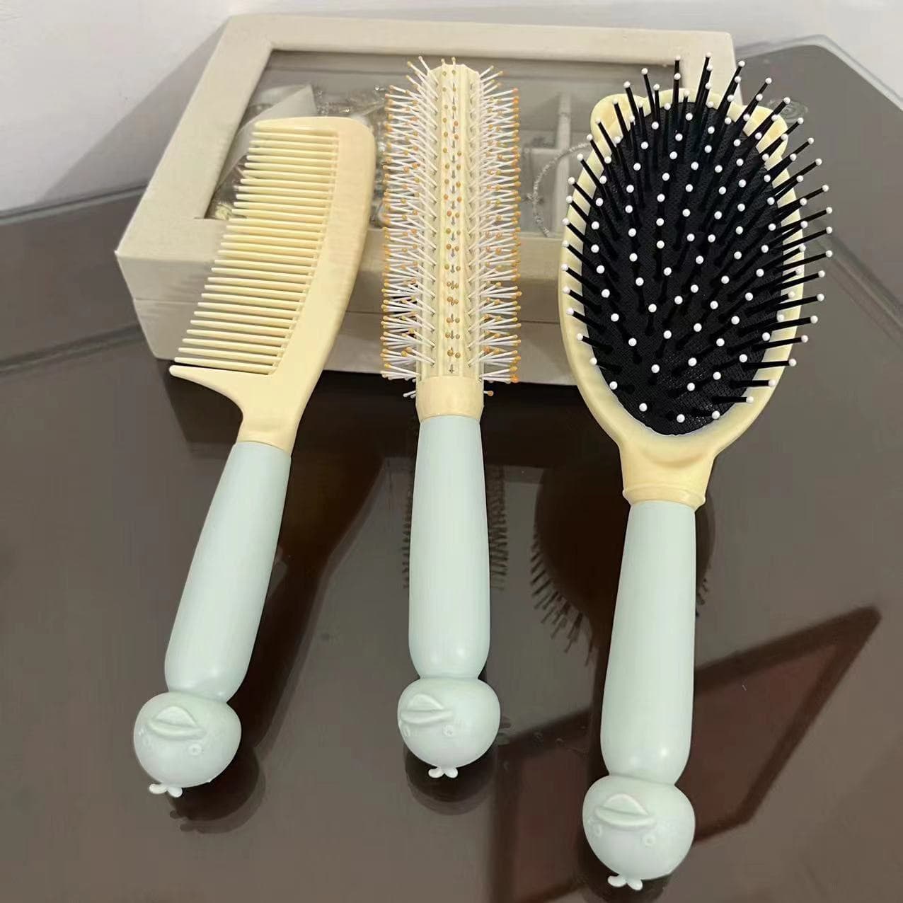 Air Cushion Comb - Cute, Portable, for Straightening, Home Use, Massage, Volumising, Long Hair