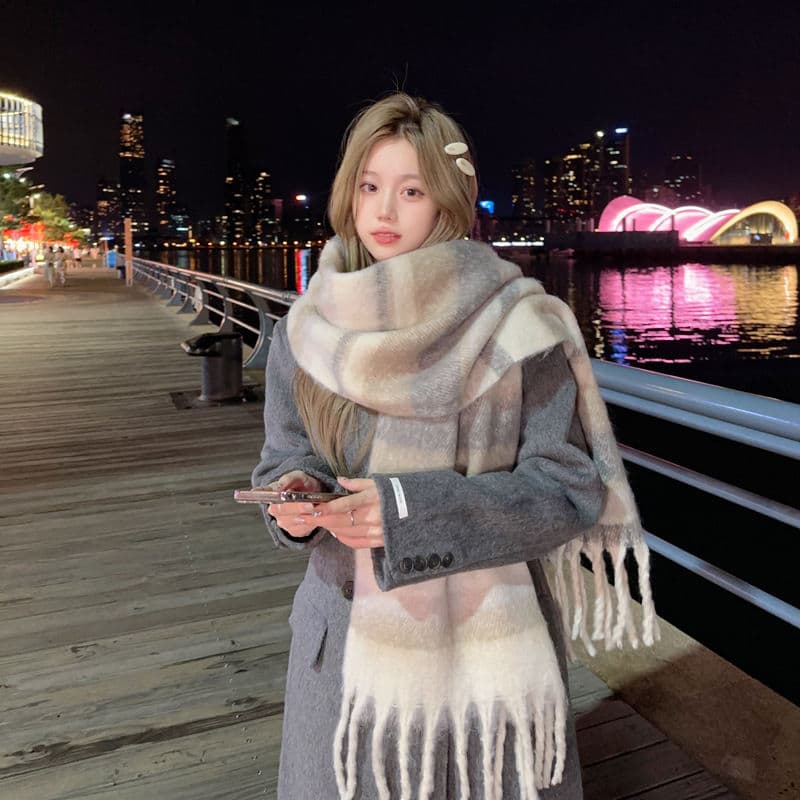 2024 New Style Maillard Colour Block Check Scarf for Women Autumn Winter Thick Fringe Scarf
