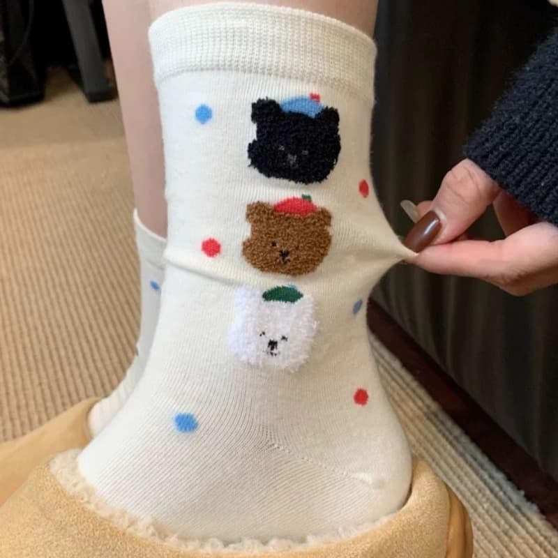 Colourful polka dot cartoon bear socks for women, mid-calf, trendy, cute, spring/autumn, Japanese style, long socks for autumn/winter