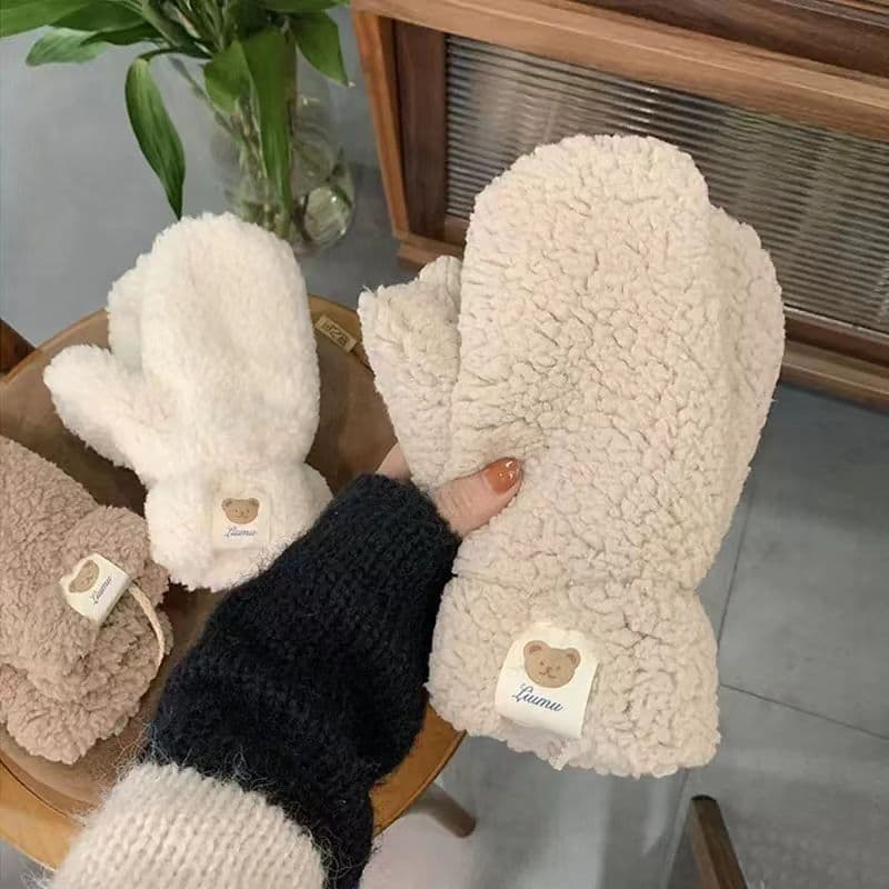 Winter Fleece-Lined Bear-Label Gloves for Women, Hang-Neck Style, Cute Student Design, Thickened Warm Cycling Gloves