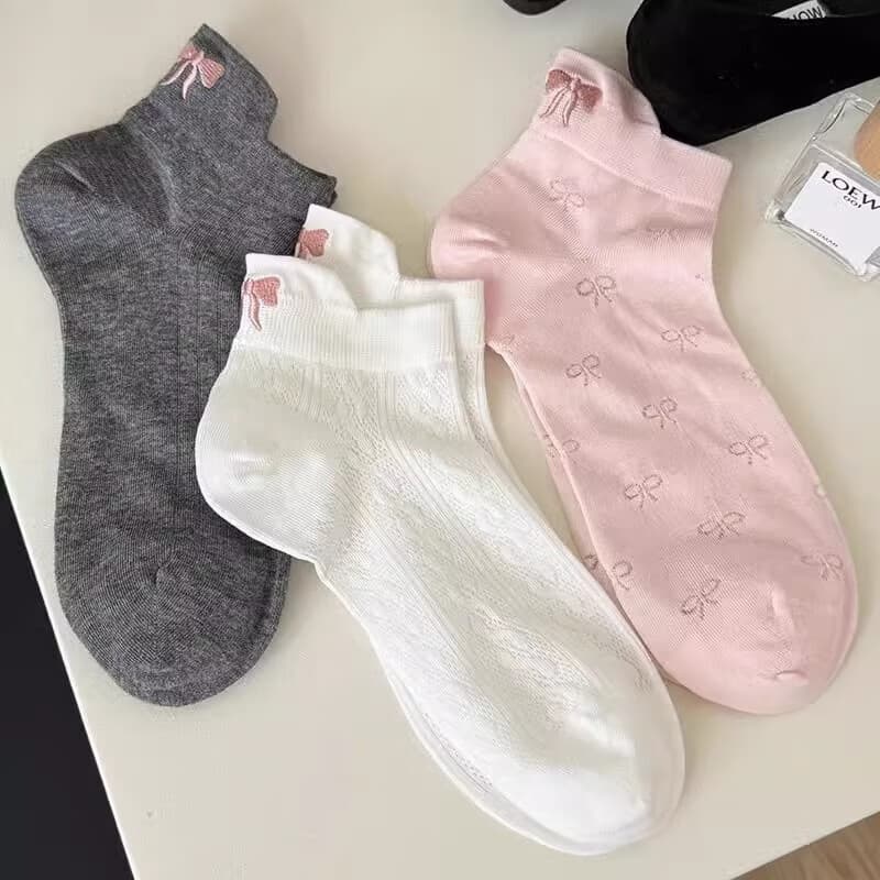 Embroidered Bow Socks for Women, Mid-Calf Summer Thin Hollow-Out Breathable Low-Cut Socks, White, Baby Glove Foot Covers