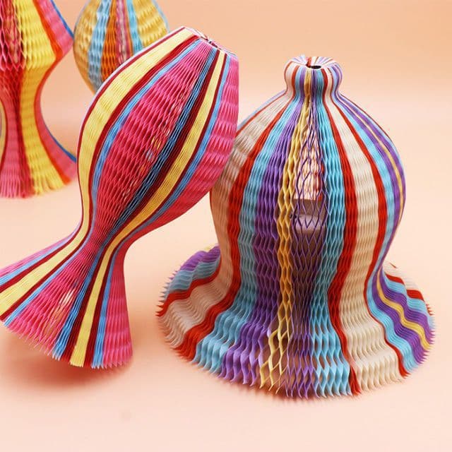 Adult and children's vase-shaped paper sun hat, rainbow S-wave design, market and scenic spot wholesale