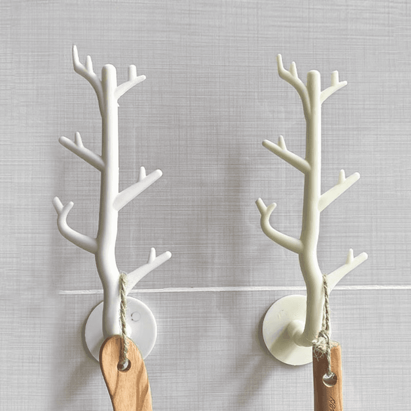 Entryway Key Holder Rack with Hooks, Creative Wall-Mounted Branch Design, Self-Adhesive