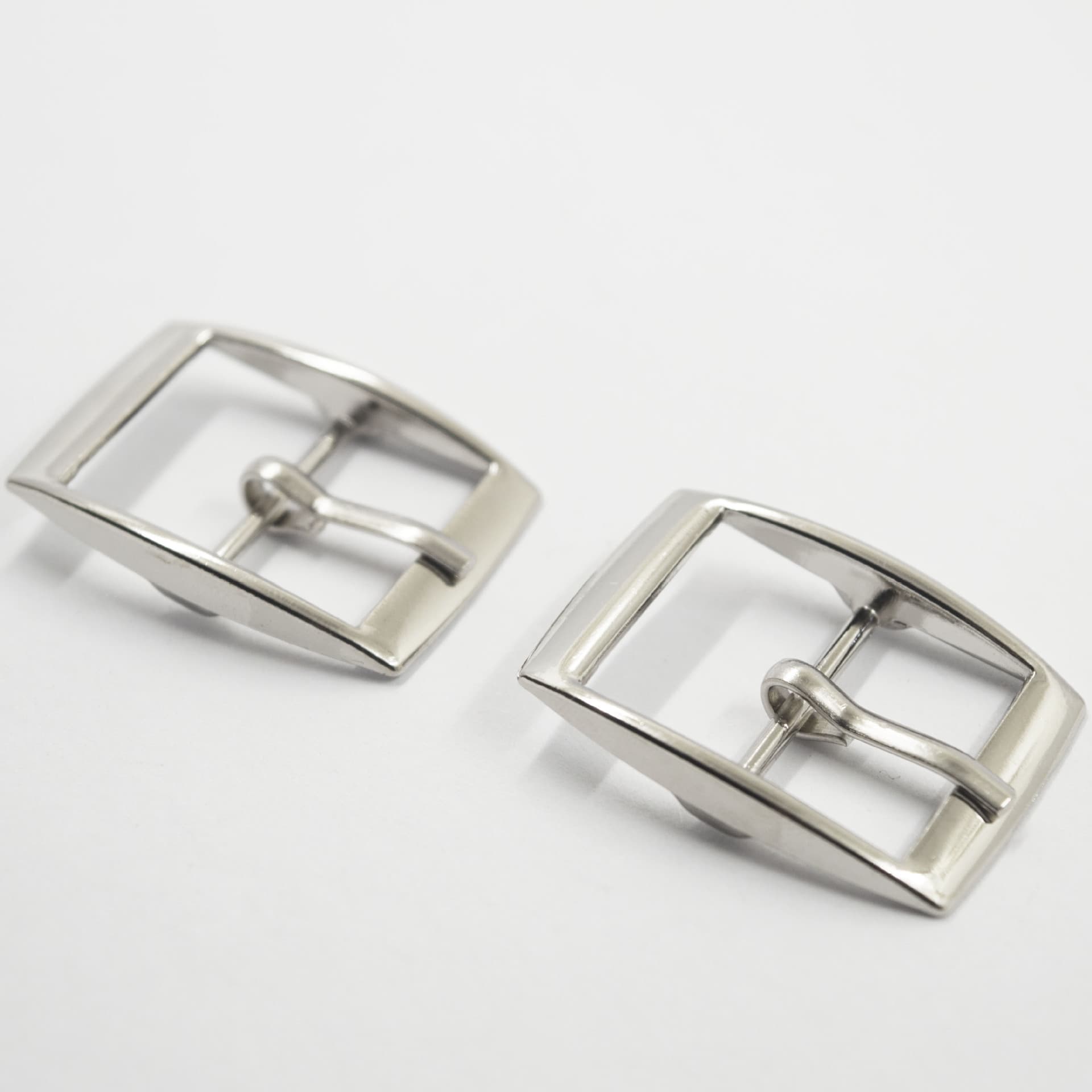 Zinc alloy belt buckle - square, D-ring, three-slot, for belts and bags