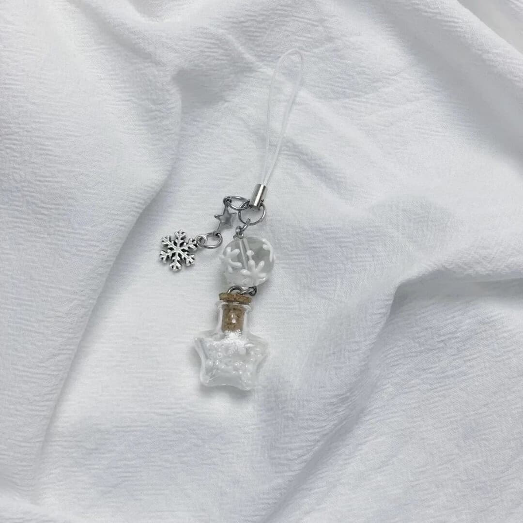 Wishing Bottle Winter Snowflake Star Bottle Phone Charm Cute Girl Pendant Decoration