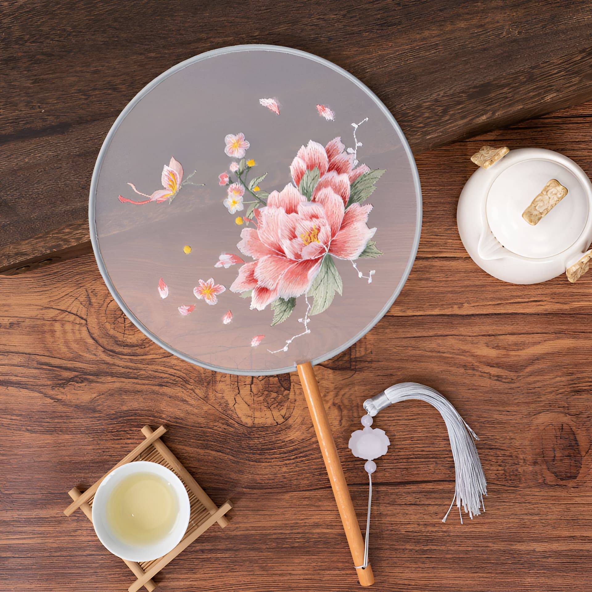 Chinese Suzhou double-sided embroidery round fan, classical Hanfu prop, dance and cheongsam accessory, traditional craft fan
