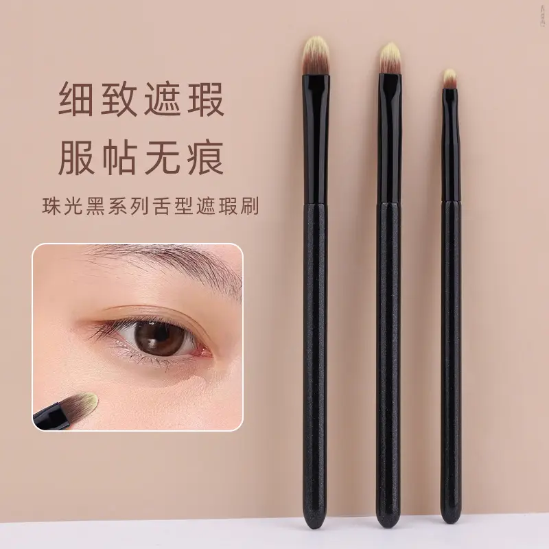 Fine tongue-shaped concealer brush, flat head, seamless blending for dark circles, tear troughs, blemishes, acne marks, and more