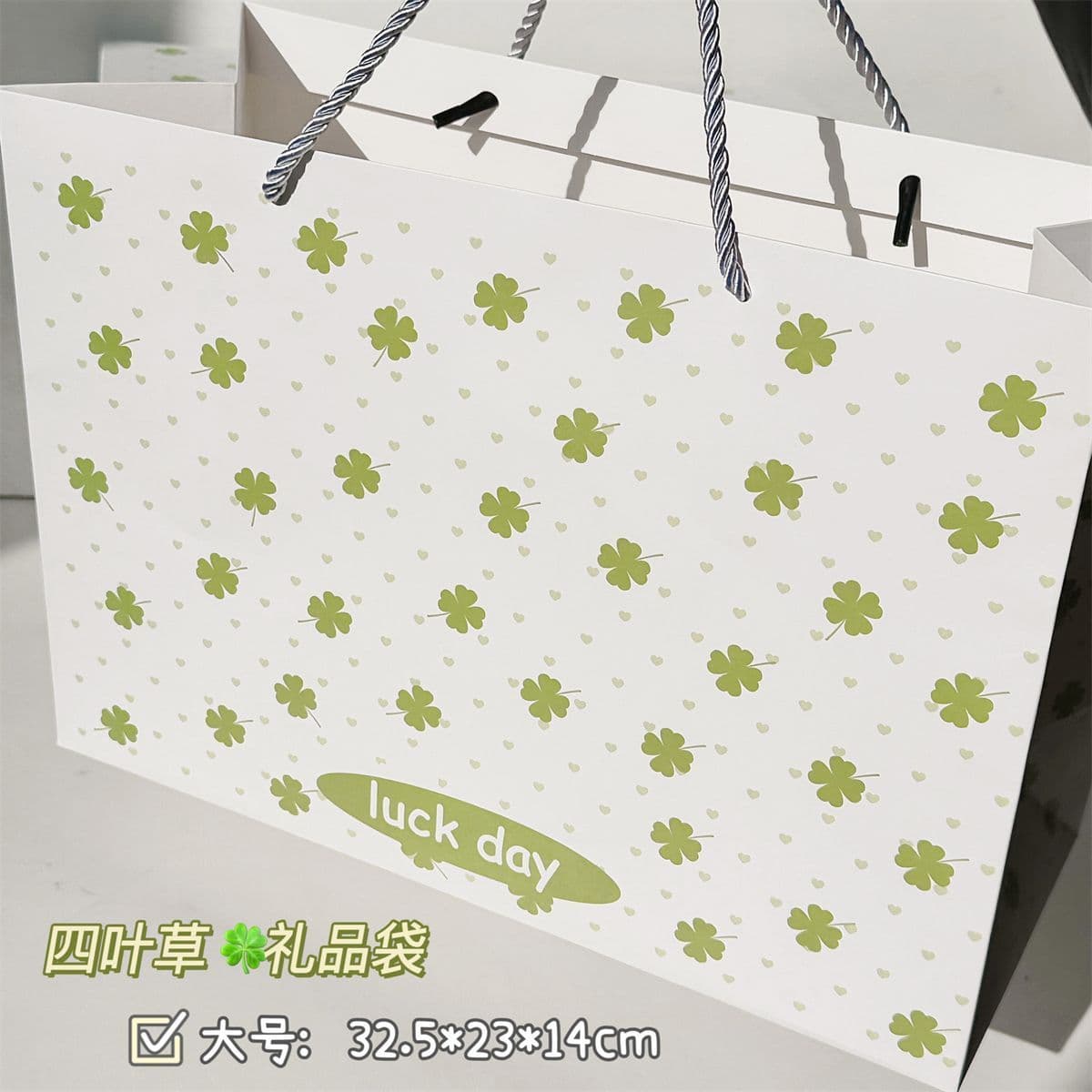 Original Four Leaf Clover Gift Bag High Appearance Ins Handbag Thickened Large Capacity Storage Bag Birthday Gift